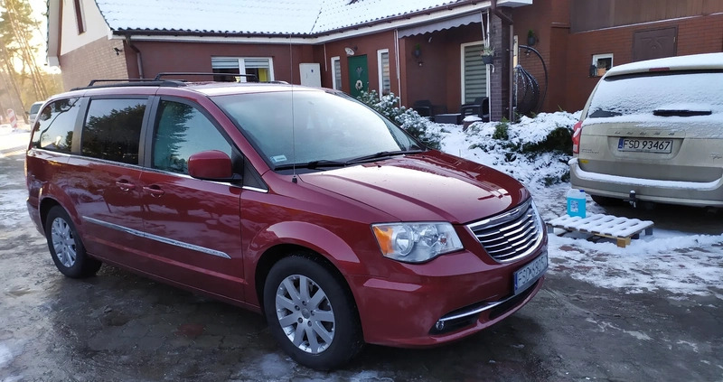 Chrysler Town &amp; Country cena 54000 przebieg: 269996, rok produkcji 2013 z Drezdenko małe 631